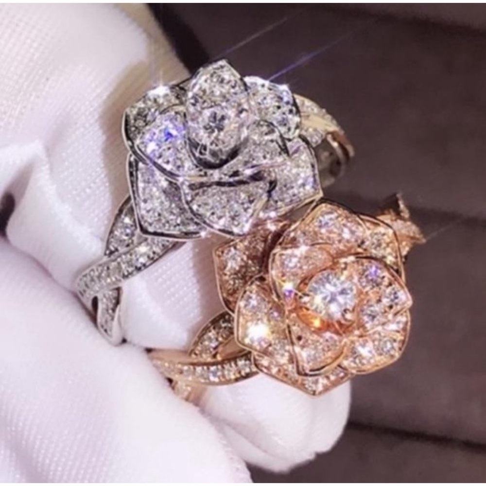 🆕 Rose Gold Rhinestone Ring